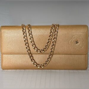 CHANEL Camellia Gold Long CC Flap Wallet & Chain Fits iPhone - Rare collectible✨